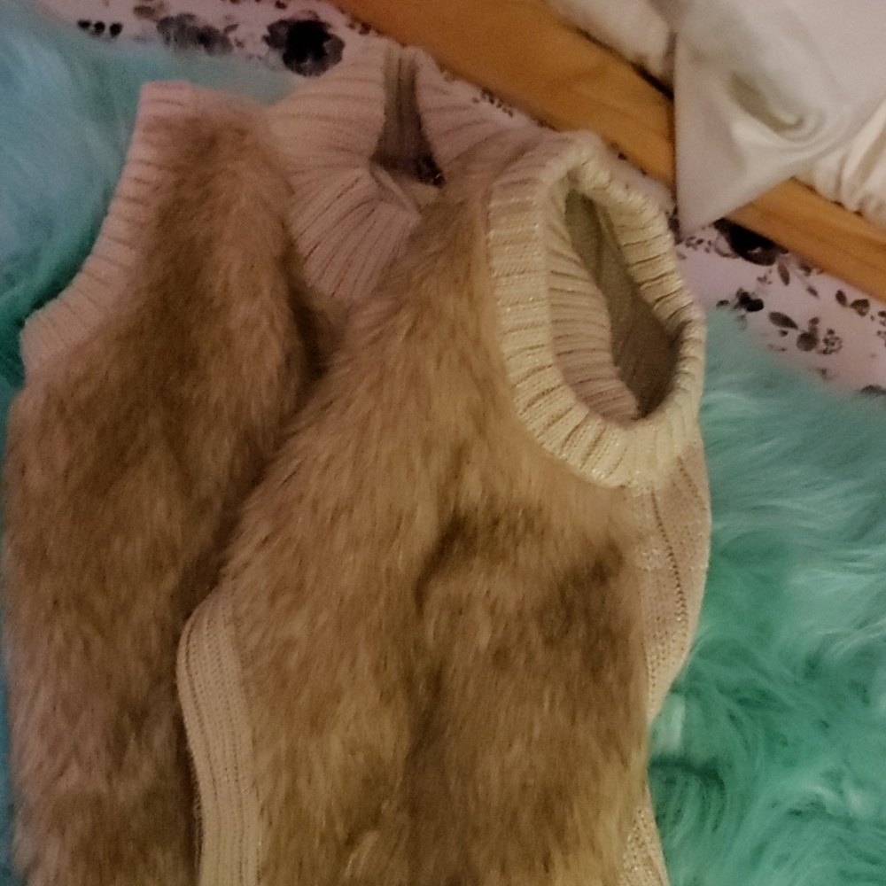 Vest - Picture 4 of 4
